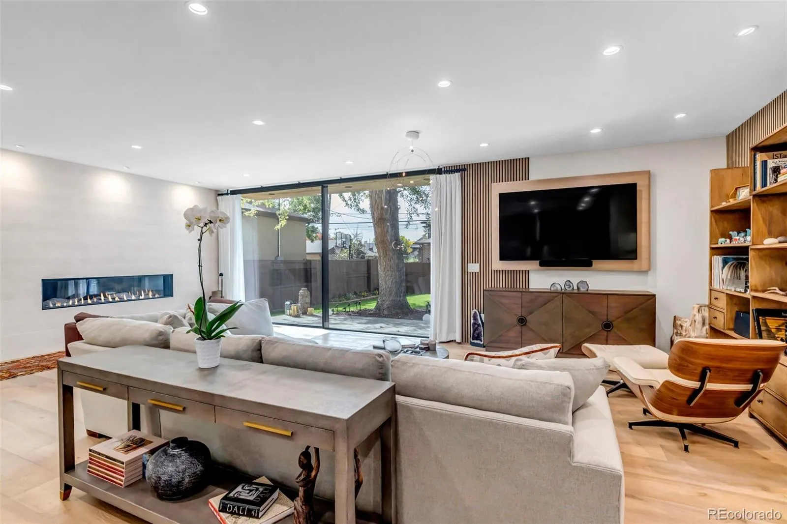 1375 S Elizabeth Street Denver CO 80210 MLS #REC3886421 05282026022748 1600 10