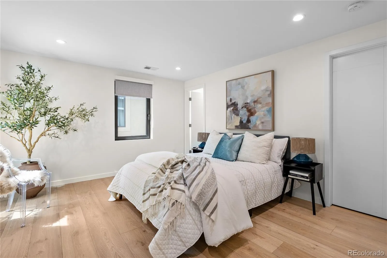 1375 S Elizabeth Street Denver CO 80210 MLS #REC3886421 05282026022748 1600 25