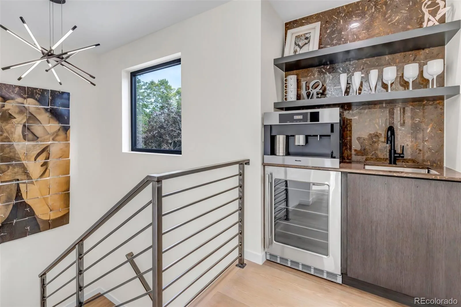 1375 S Elizabeth Street Denver CO 80210 MLS #REC3886421 05282026022748 1600 31
