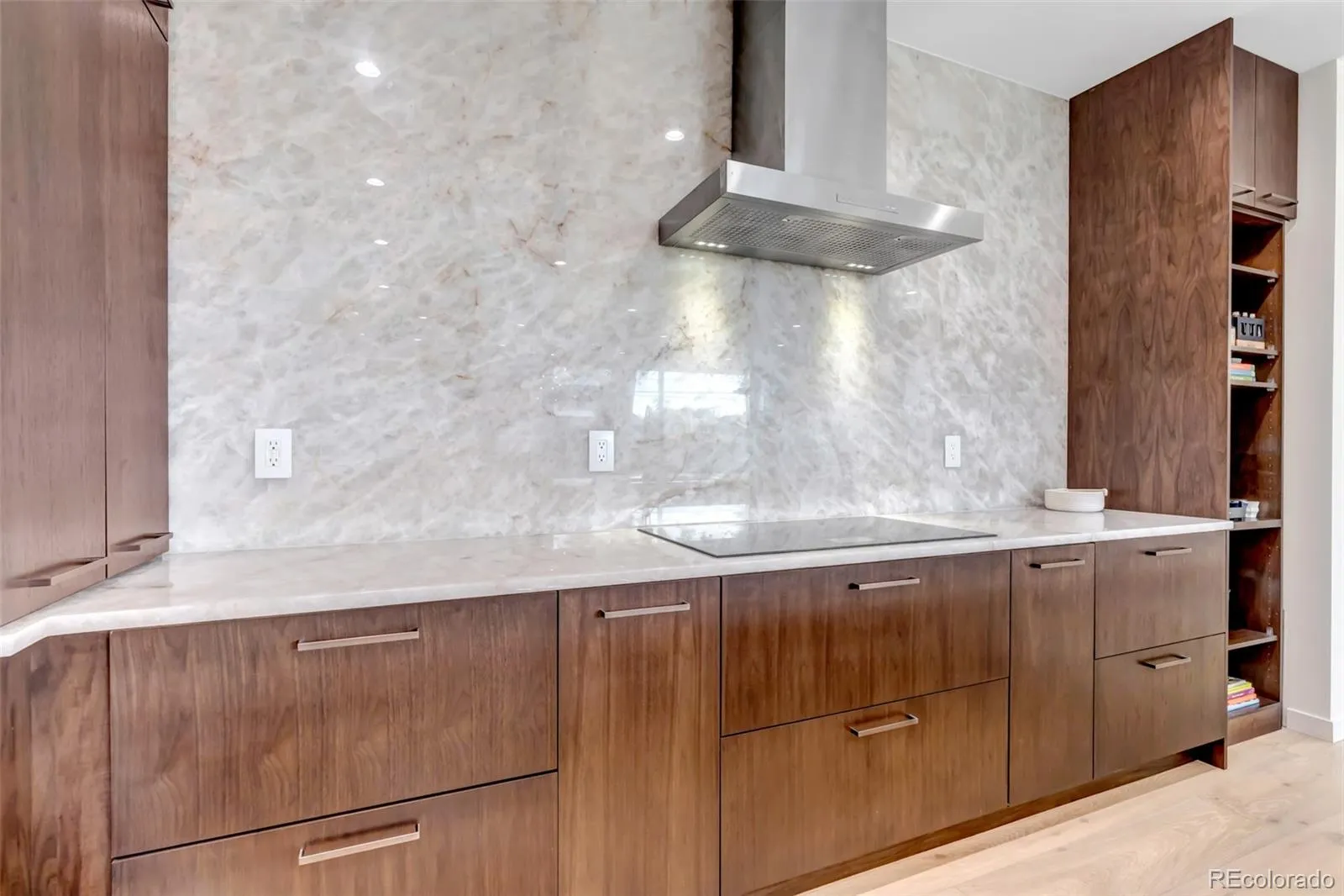 1375 S Elizabeth Street Denver CO 80210 MLS #REC3886421 05282026022748 1600 5