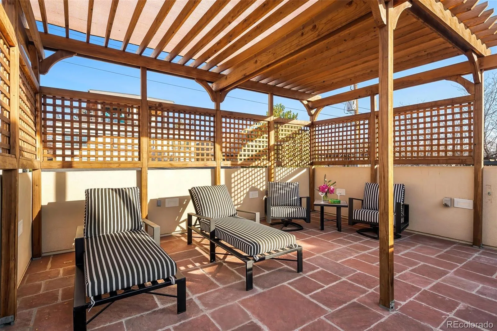 418 Steele Street Denver CO 80206 | MLS #REC3889838 10152026194714 1600 37