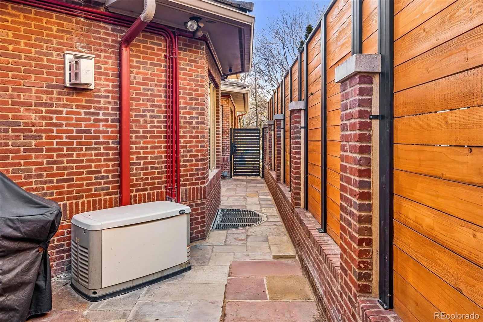 418 Steele Street Denver CO 80206 | MLS #REC3889838 10152026194714 1600 39