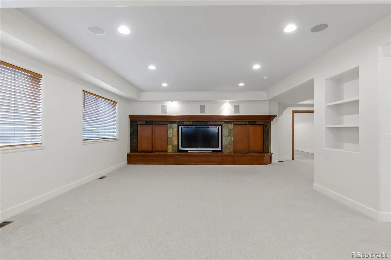 02012026194906 1600 32