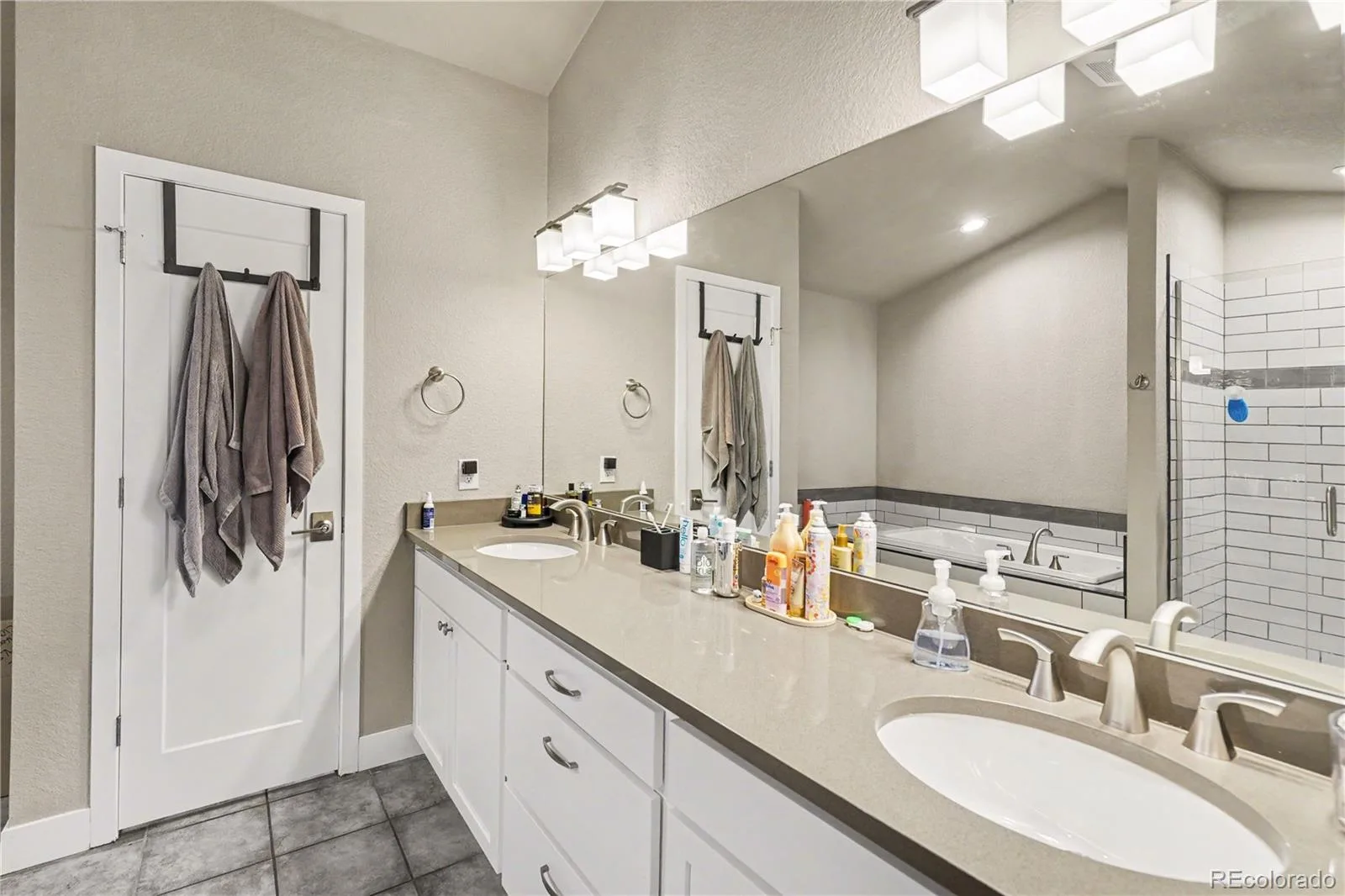 8672 W 49th Place Arvada CO 80002 MLS #REC3894457 06302026190756 1600 10