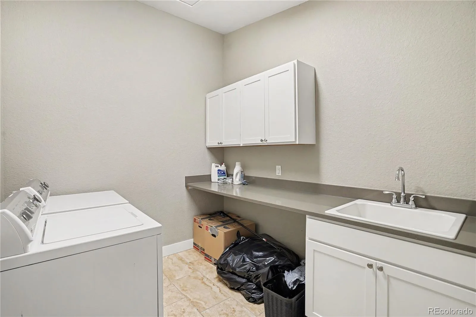 8672 W 49th Place Arvada CO 80002 MLS #REC3894457 06302026190756 1600 15