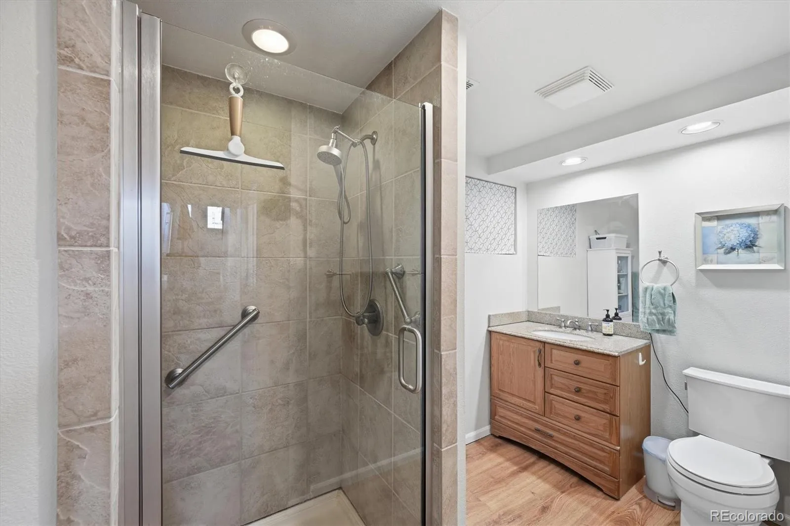 8350 E Princeton Avenue Denver CO 80237 MLS #REC3894702 05022026162939 1600 32