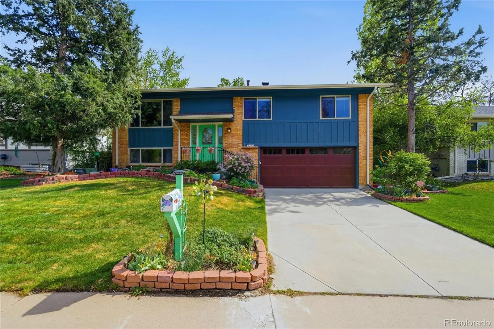 8350 E Princeton Avenue Denver CO 80237 MLS #REC3894702 05022026162939 1600 41