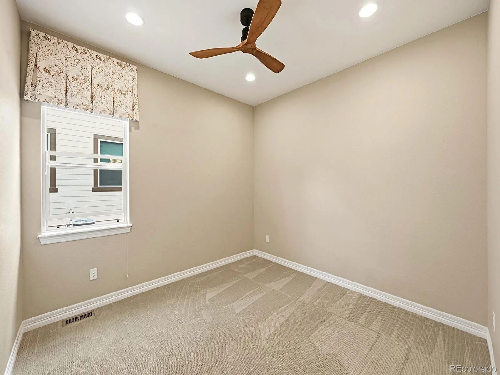 1825 Burke Drive Erie CO 80516 | MLS #REC3894725 08082026005857 1600 22
