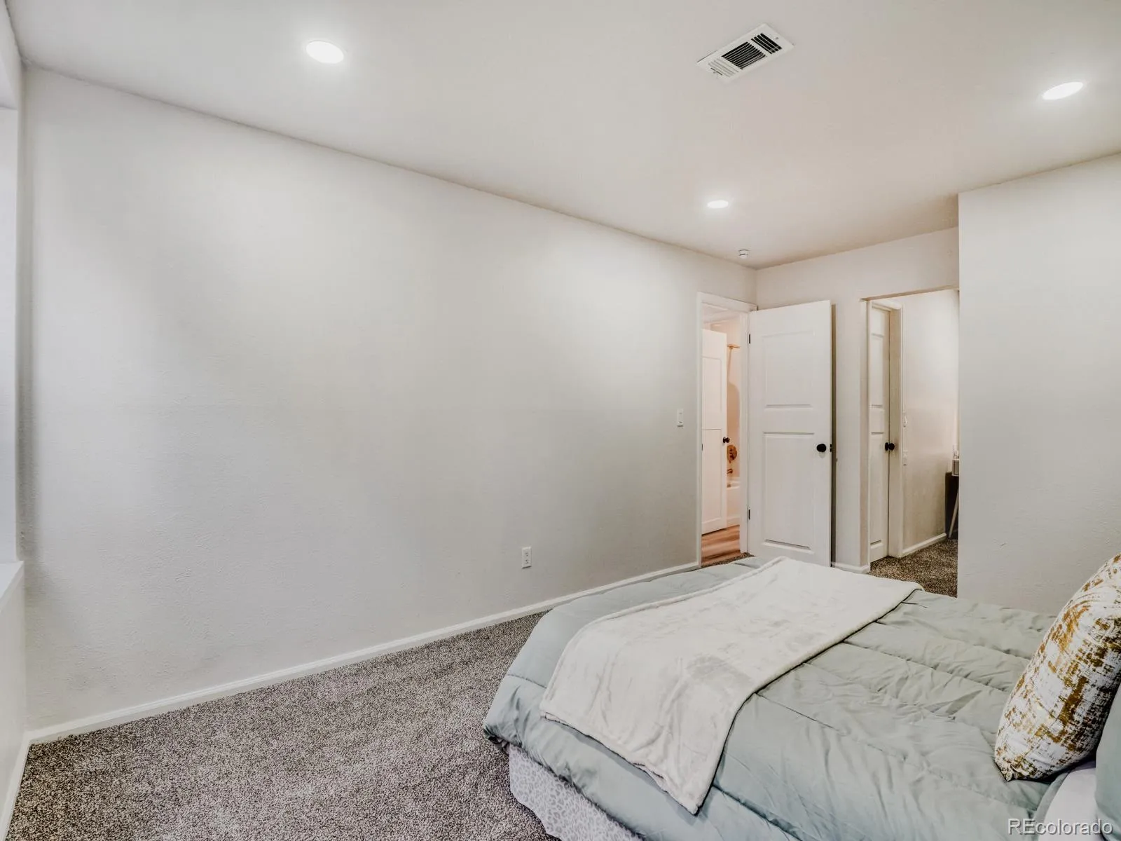 10950 W Florida Avenue #304 Lakewood CO 80232 MLS #REC3894776 04272026153244 1600 19