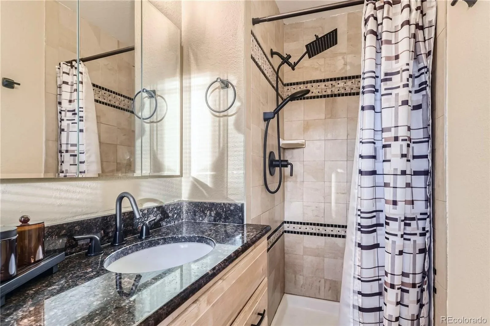 7041 S Quince Street Englewood CO 80112 | MLS #REC3895072 08122026060512 1600 10
