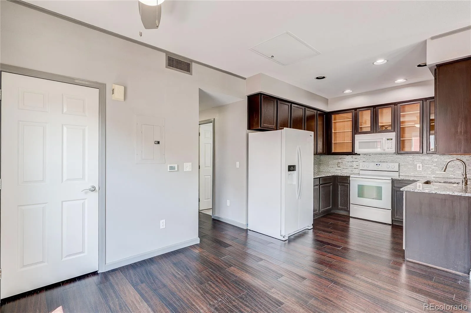 2723 Roslyn Street Denver CO 80238 | MLS #REC3897483 08102026174839 1600 6