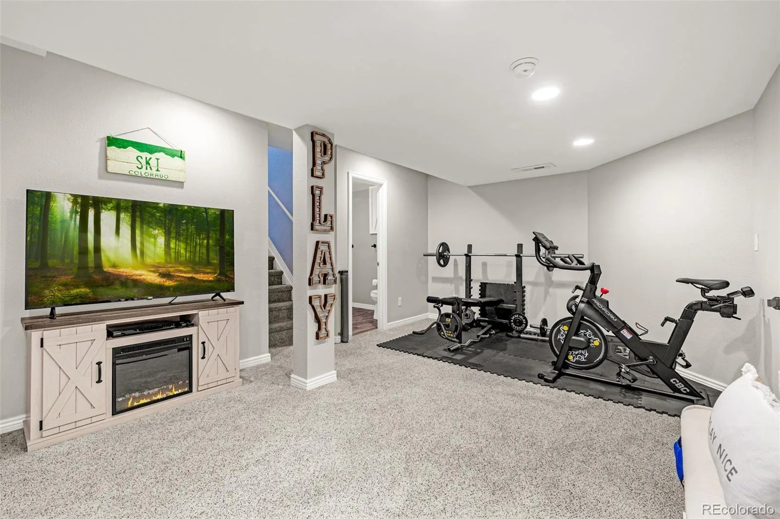 16128 Amber Rock Court Parker CO 80134 MLS #REC3899497 07212026173649 1600 31