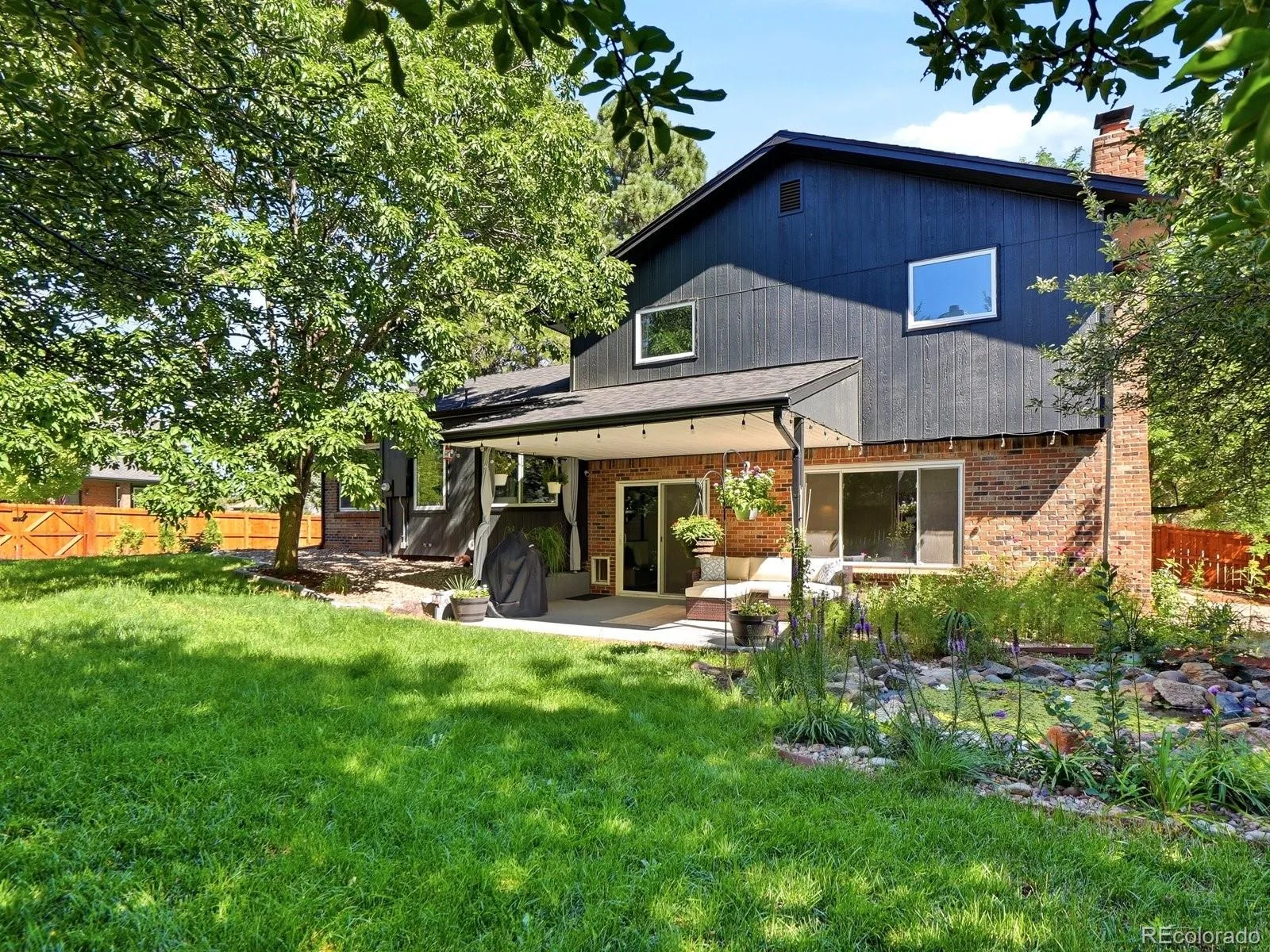 7551 S Madison Circle Centennial CO 80122 | MLS #REC3899662 08282026212125 1600 39