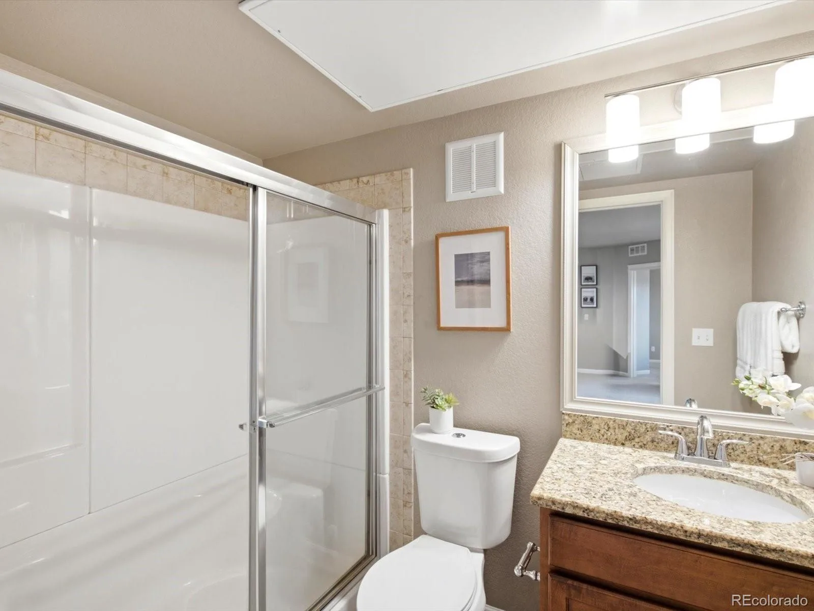 725 Elmhurst Drive #307 Littleton CO 80129 | MLS #REC3901488 08272026182401 1600 20