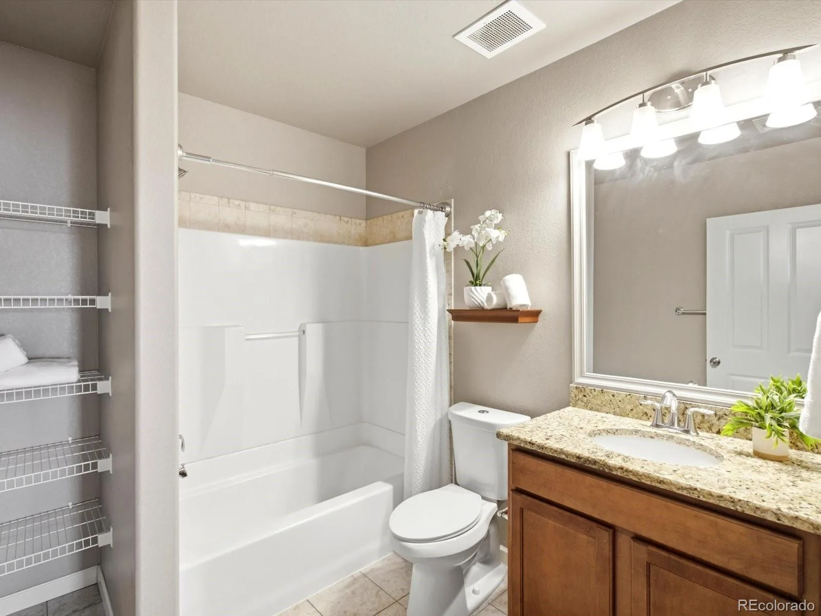 725 Elmhurst Drive #307 Littleton CO 80129 | MLS #REC3901488 08272026182401 1600 21