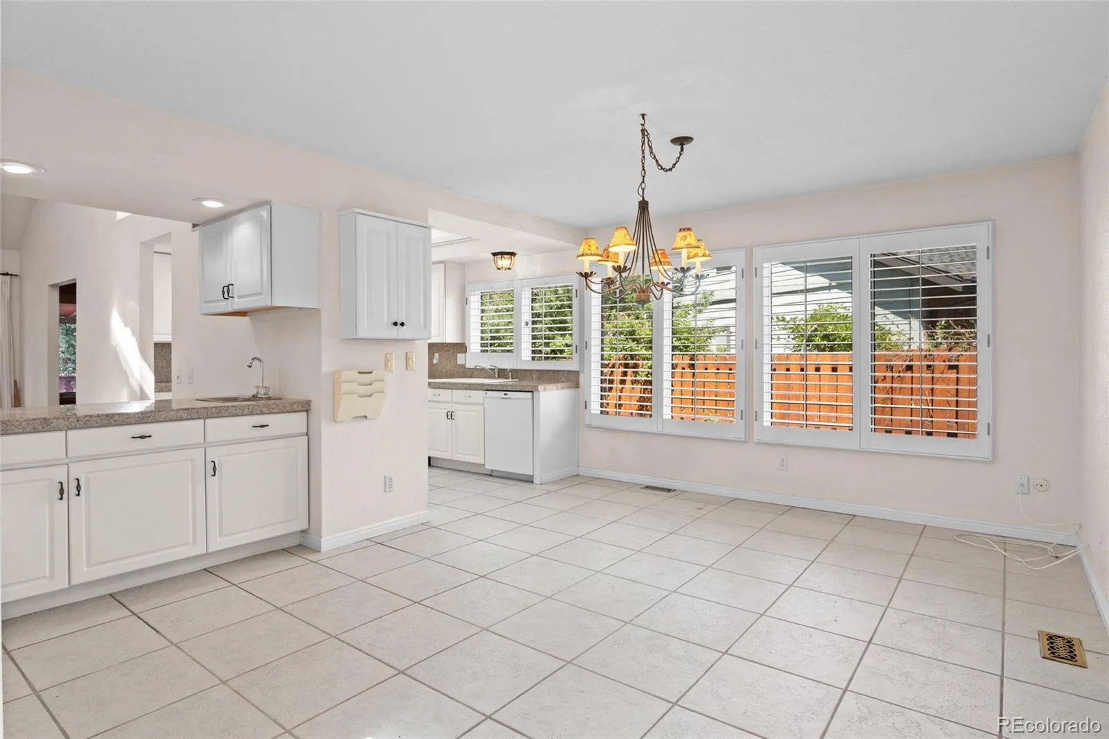 10157 E Fair Circle Englewood CO 80111 | MLS #REC3904480 08282026212231 1600 18
