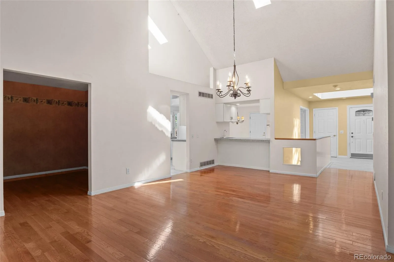 10157 E Fair Circle Englewood CO 80111 | MLS #REC3904480 08282026212231 1600 28