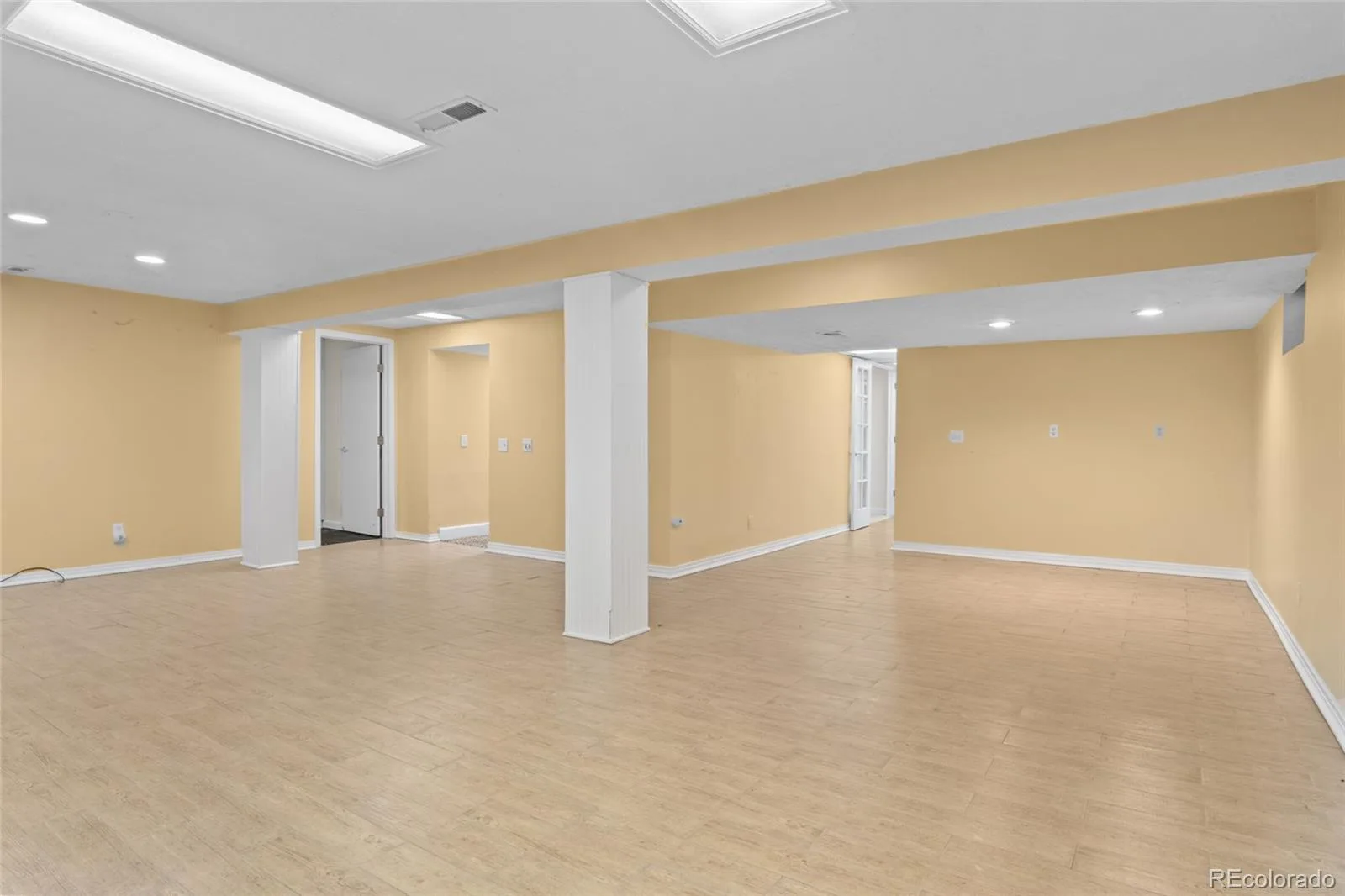 10157 E Fair Circle Englewood CO 80111 | MLS #REC3904480 08282026212231 1600 38