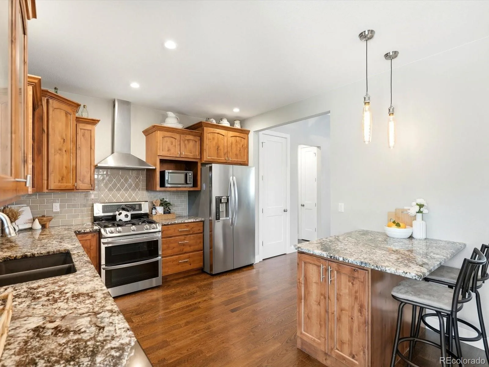 7200 W 25th Avenue Lakewood CO 80214 MLS #REC3904519 06192026234532 1600 12