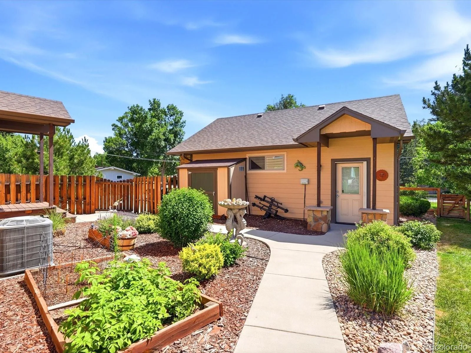 7200 W 25th Avenue Lakewood CO 80214 MLS #REC3904519 06192026234532 1600 41