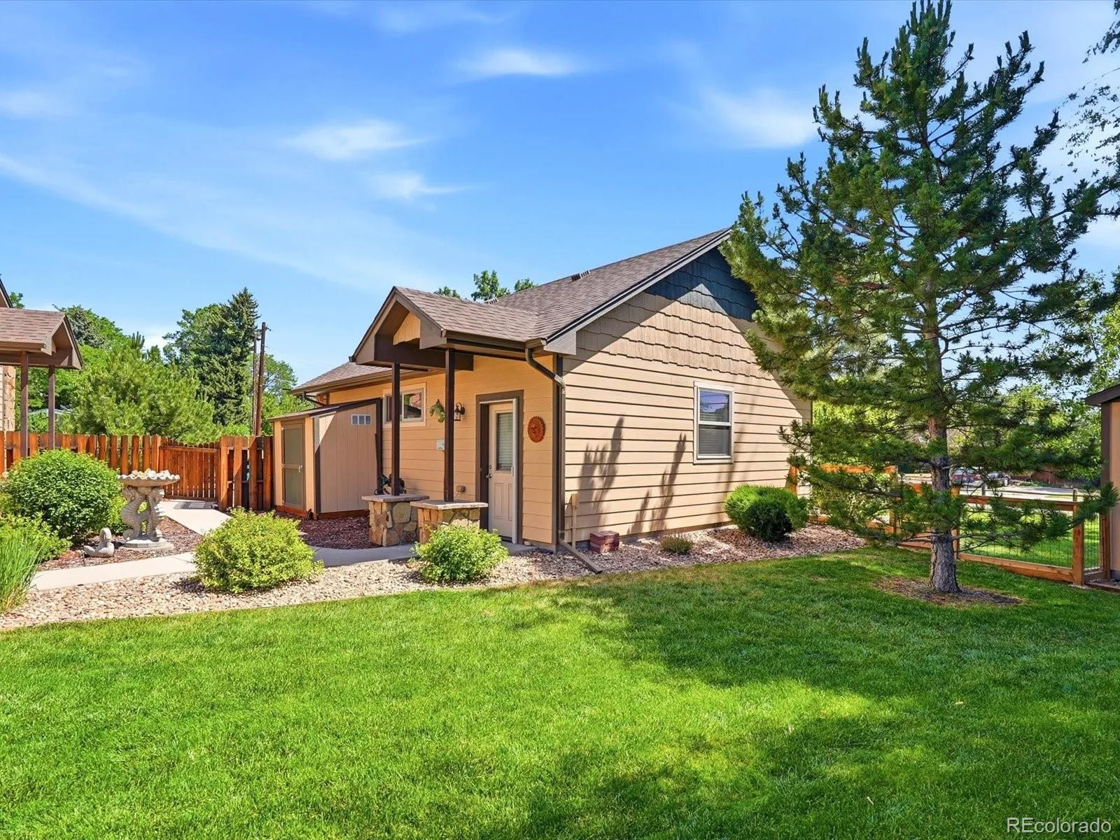 7200 W 25th Avenue Lakewood CO 80214 MLS #REC3904519 06192026234532 1600 43