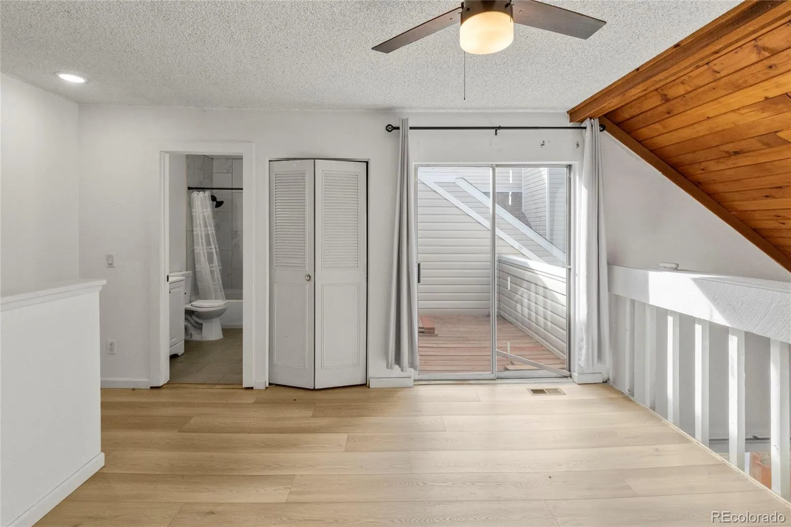 2622 S Xanadu Way #B Aurora CO 80014 MLS #REC3904815 04092026223518 1600 11