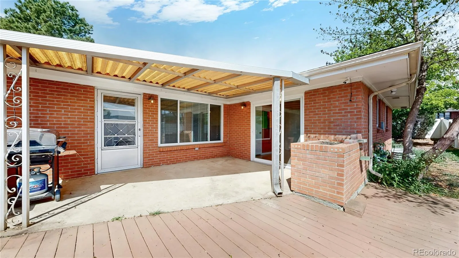 359 Quentin Street Aurora CO 80011 | MLS #REC3906185 08222026232205 1600 21