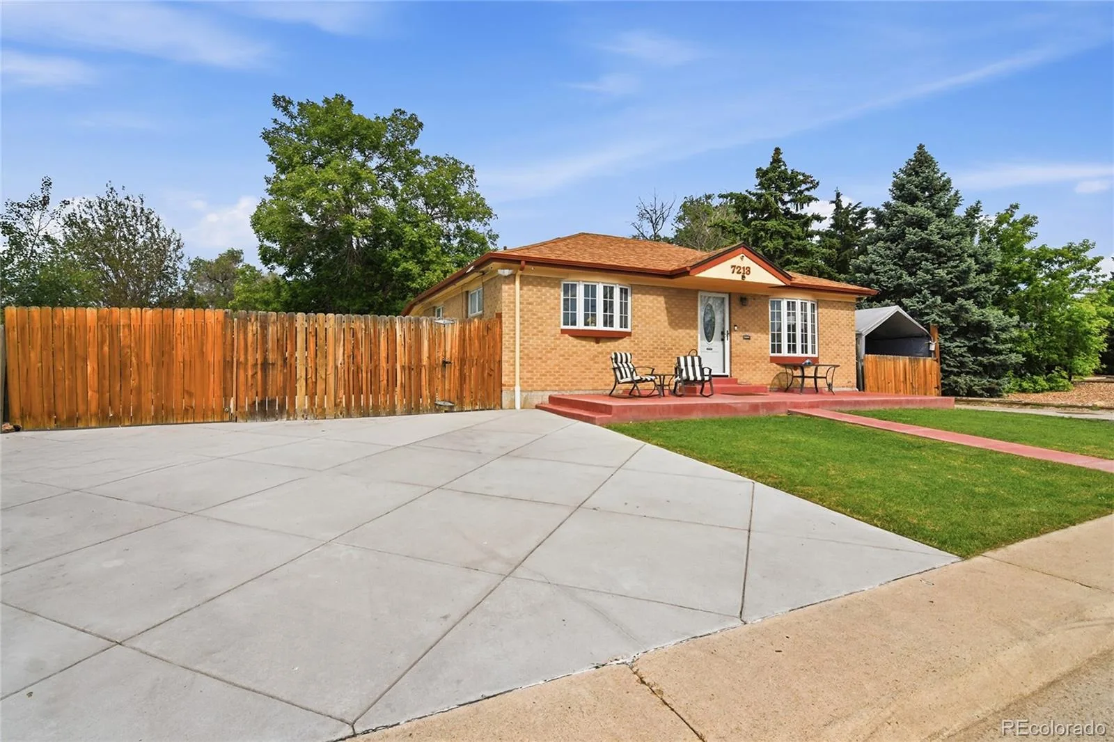 7213 Santa Fe Drive Denver CO 80221 | MLS #REC3909358 07212026224756 1600 2