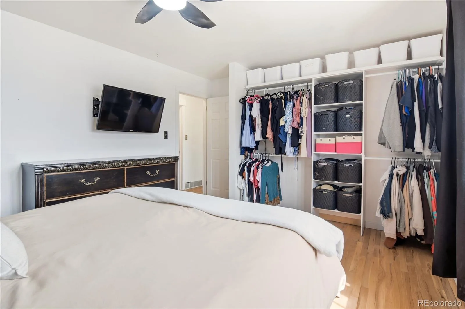 7213 Santa Fe Drive Denver CO 80221 | MLS #REC3909358 07212026224756 1600 20