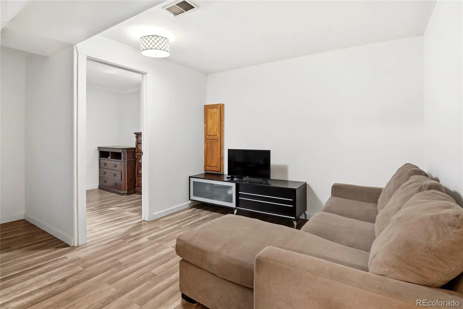 7213 Santa Fe Drive Denver CO 80221 | MLS #REC3909358 07212026224756 1600 23
