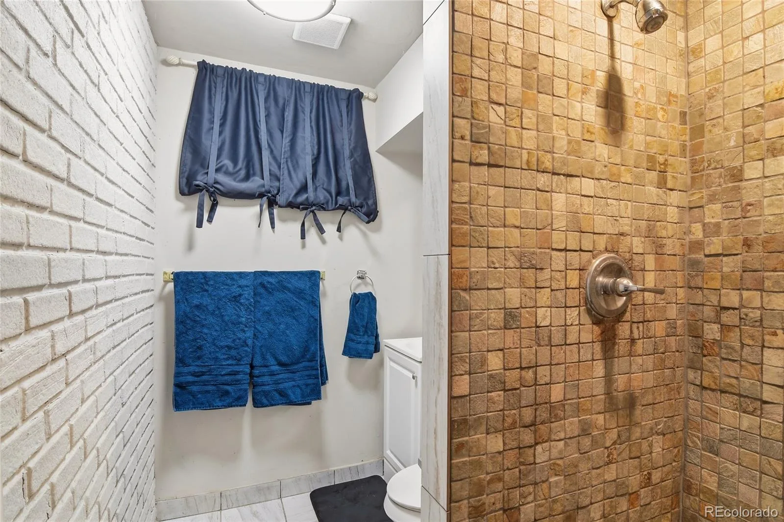 7213 Santa Fe Drive Denver CO 80221 | MLS #REC3909358 07212026224756 1600 26