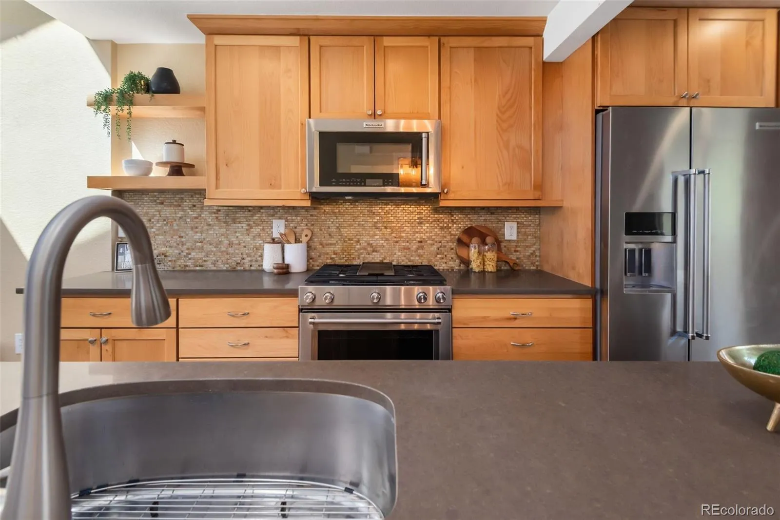 04182026002729 1600 12