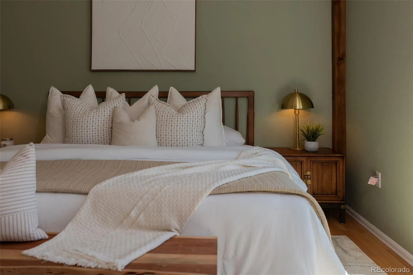 04182026002729 1600 19