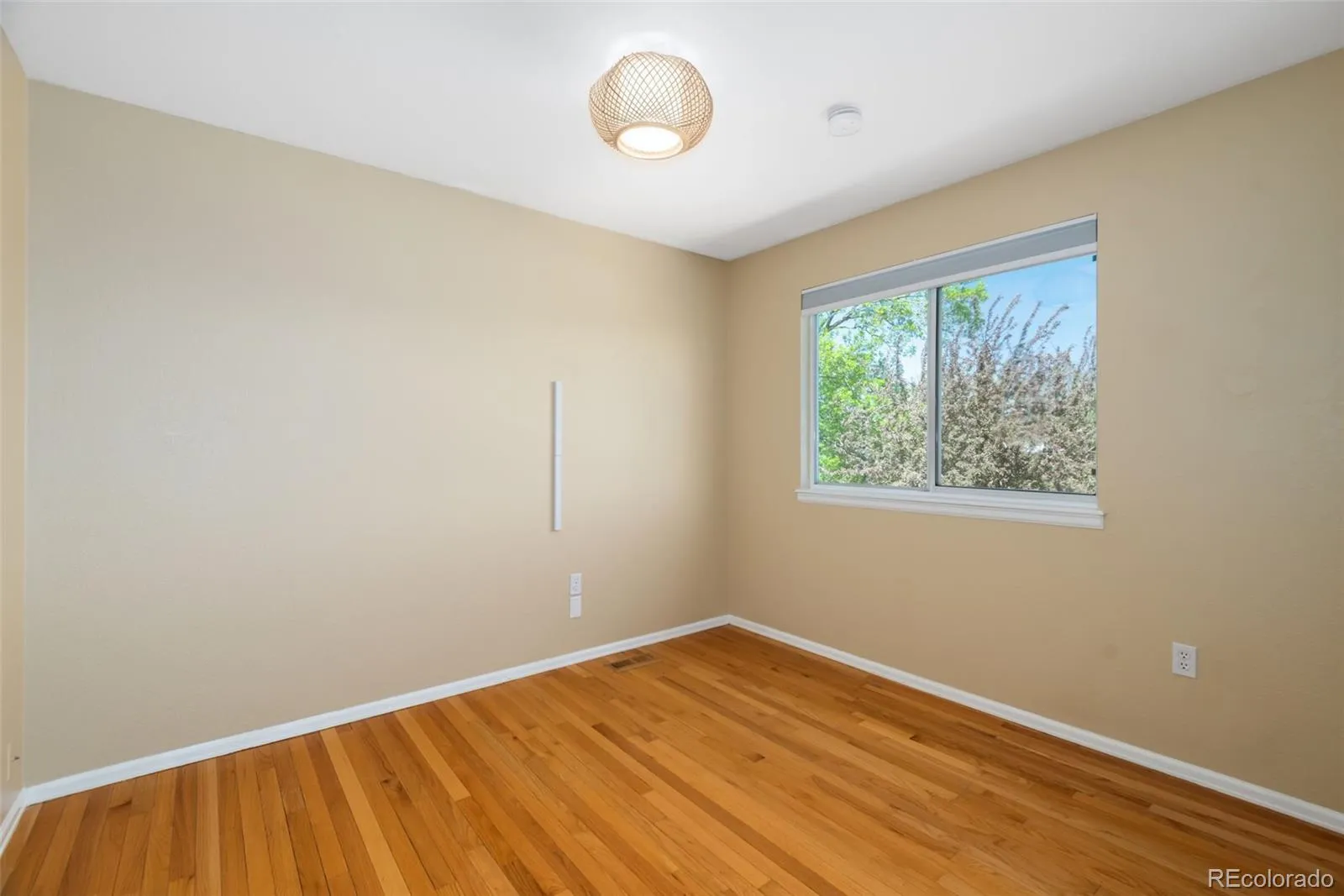 04182026002729 1600 28