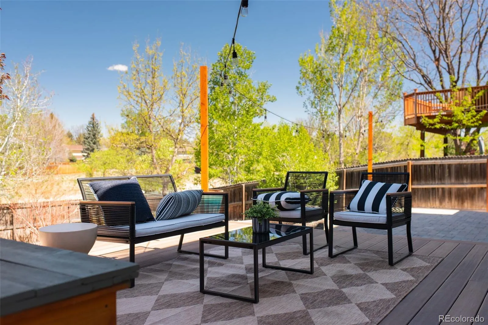 04182026002729 1600 40