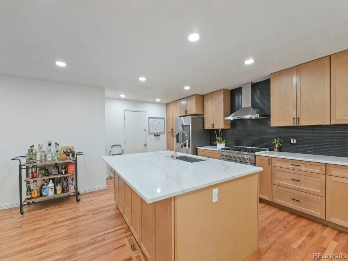 19093 E Bates Avenue Aurora CO 80013 MLS #REC3911257 07102026155052 1200 5