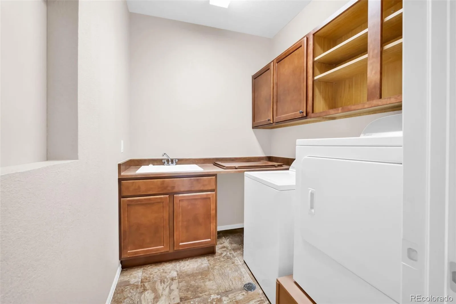 2335 Winding Drive Longmont CO 80504 MLS #REC3913261 06082026234436 1600 30