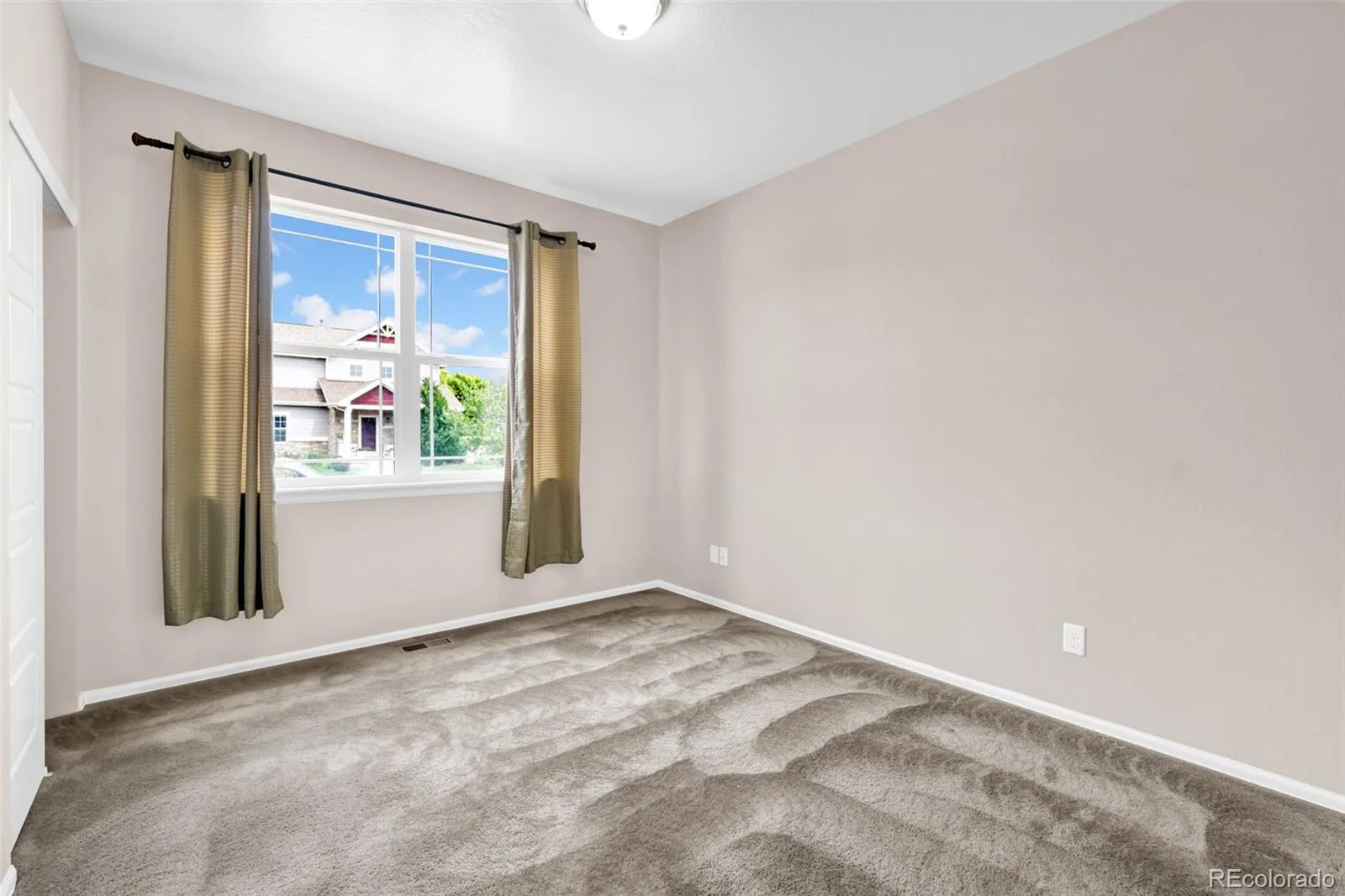 2335 Winding Drive Longmont CO 80504 MLS #REC3913261 06082026234436 1600 7