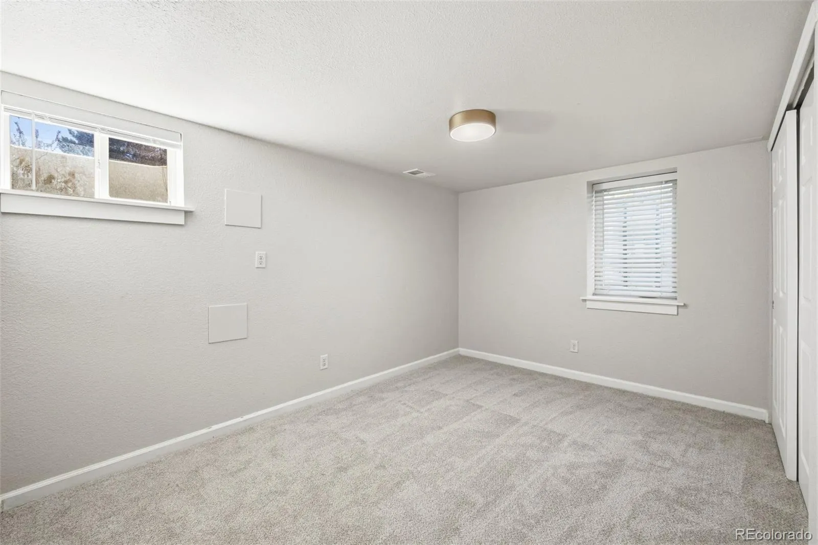 6536 S Kit Carson Street Centennial CO 80121 MLS #REC3914253 05122026225946 1600 36