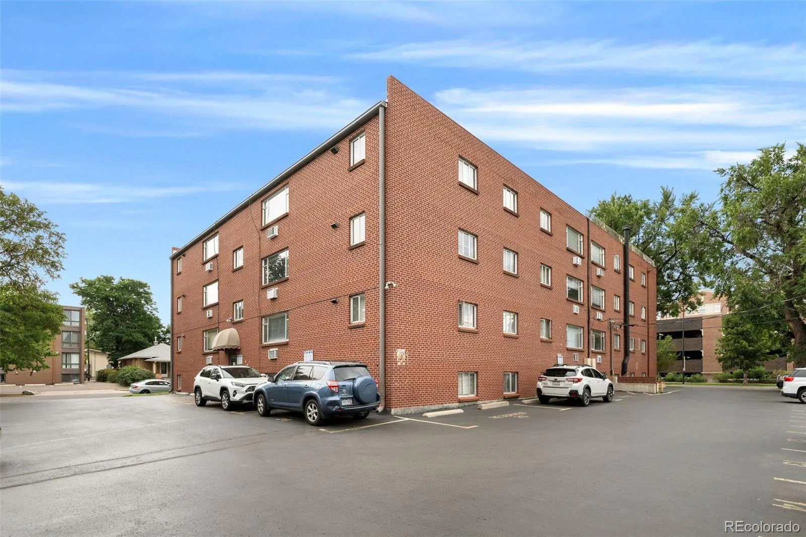 2295 Asbury #307 Denver CO 80210 | MLS #REC3914485 10062026213338 1600 24
