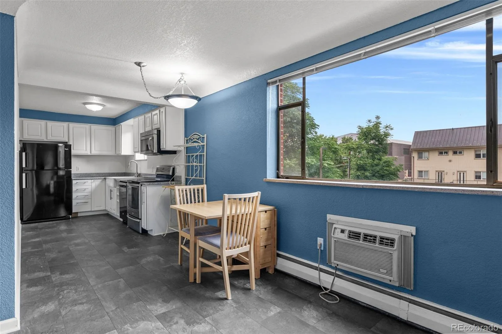 2295 Asbury #307 Denver CO 80210 | MLS #REC3914485 10062026213338 1600 8