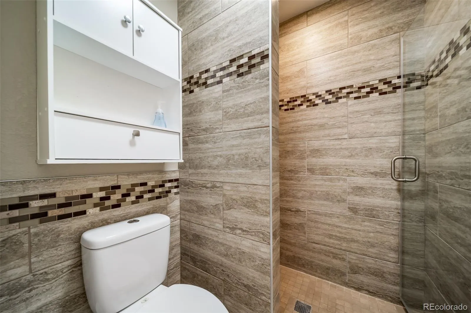 04012026220610 1600 20