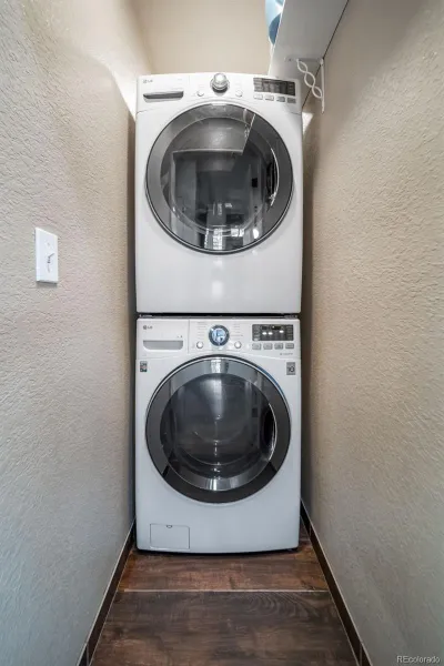 04012026220610 800 14