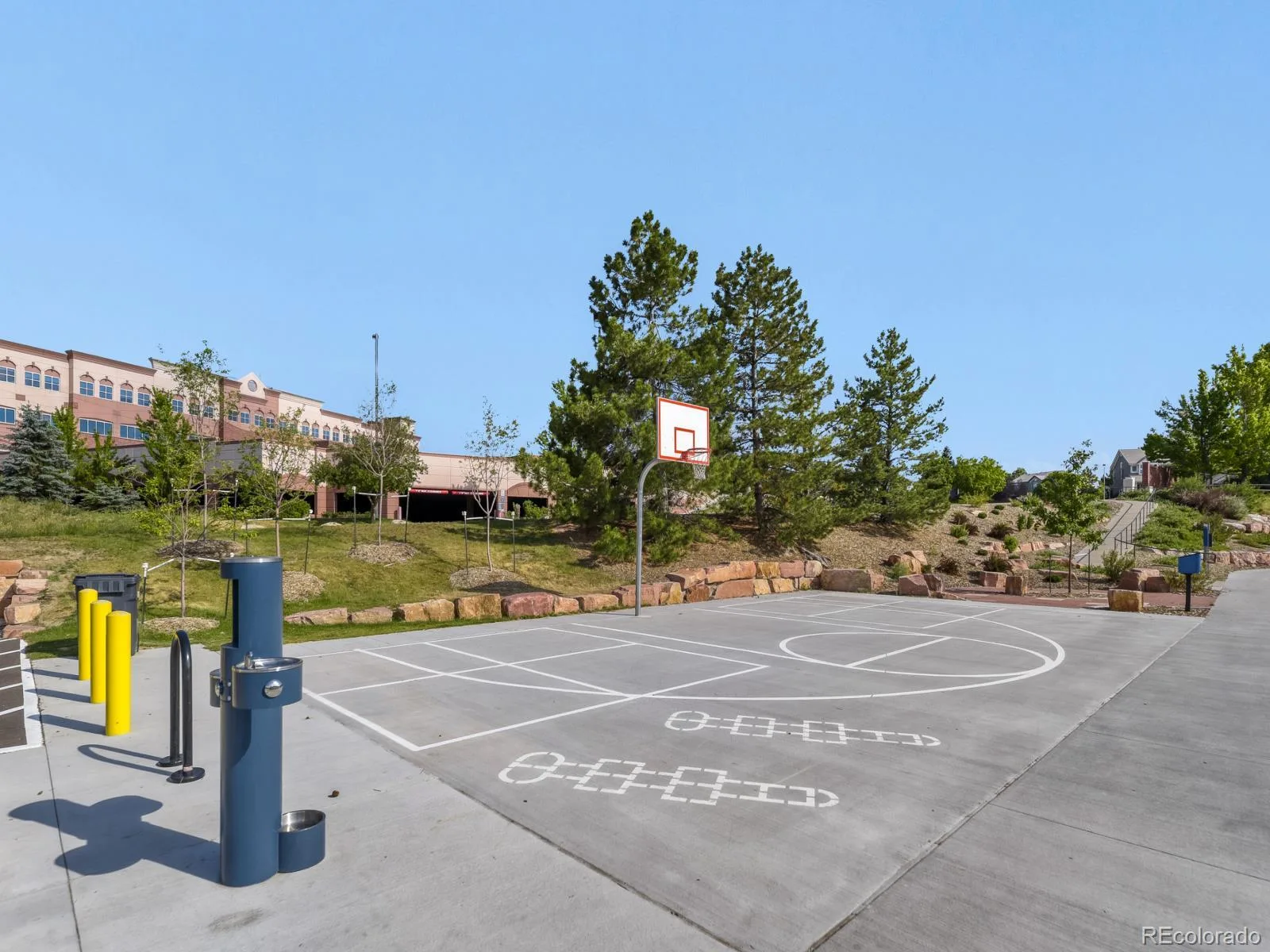9545 Grand Cypress Cove Lone Tree CO 80124 | MLS #REC3915086 06272026020400 1600 30