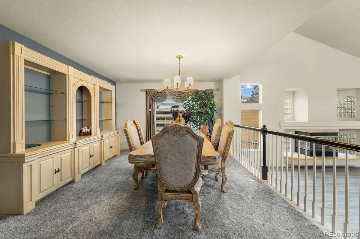 9531 Sand Hill Court Littleton CO 80126 | MLS #REC3916710 08252026020448 1200 12