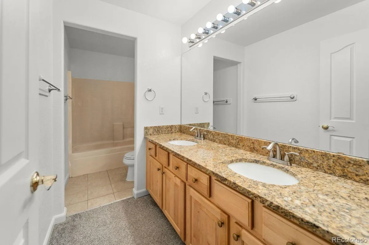 9531 Sand Hill Court Littleton CO 80126 | MLS #REC3916710 08252026020448 1200 18