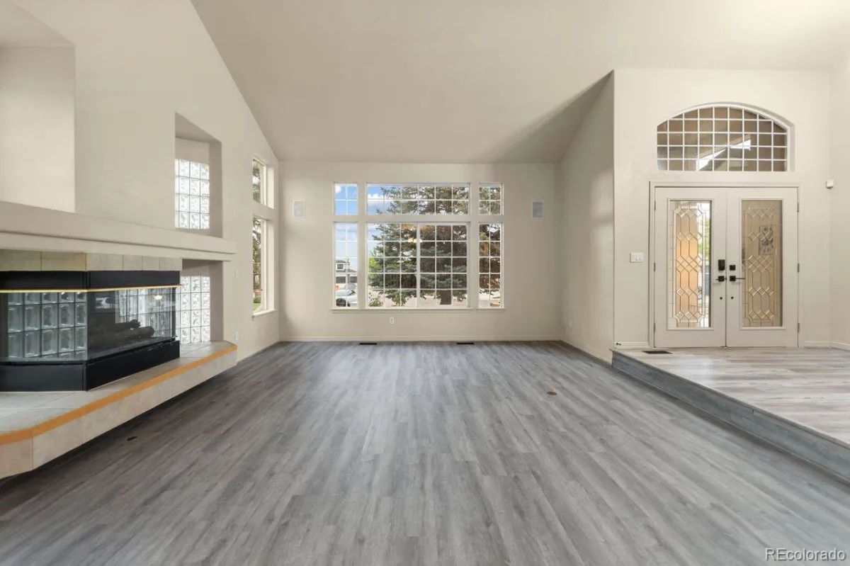 9531 Sand Hill Court Littleton CO 80126 | MLS #REC3916710 08252026020448 1200 7
