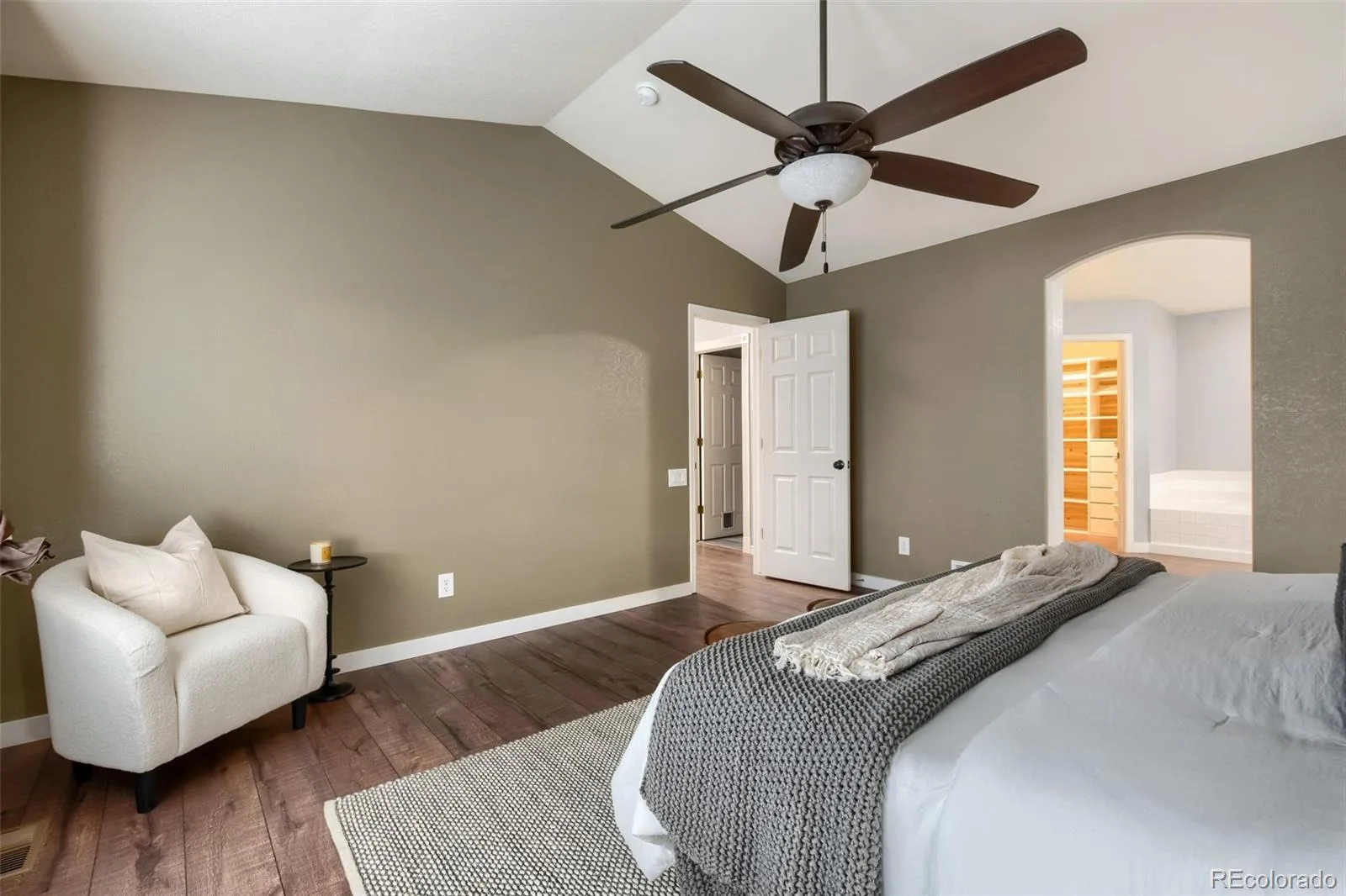 3043 White Oak Street Littleton CO 80129 | MLS #REC3916990 08072026215745 1600 14