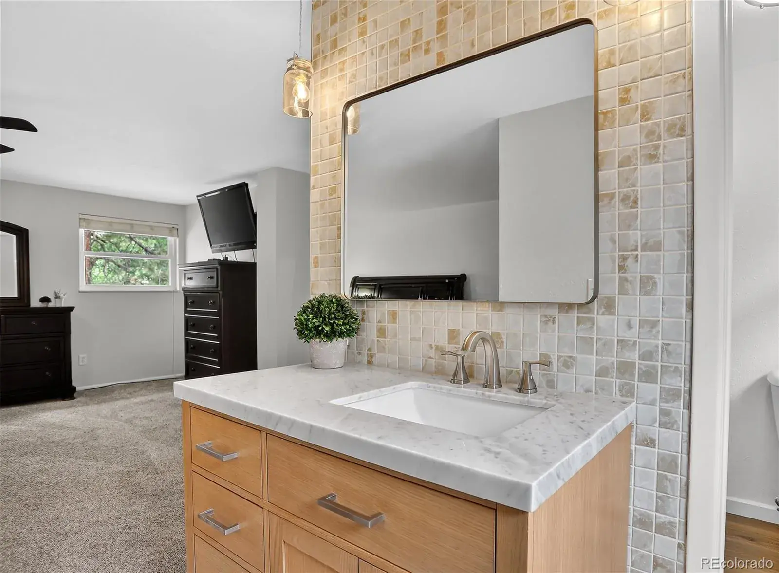 03052026224450 1600 6