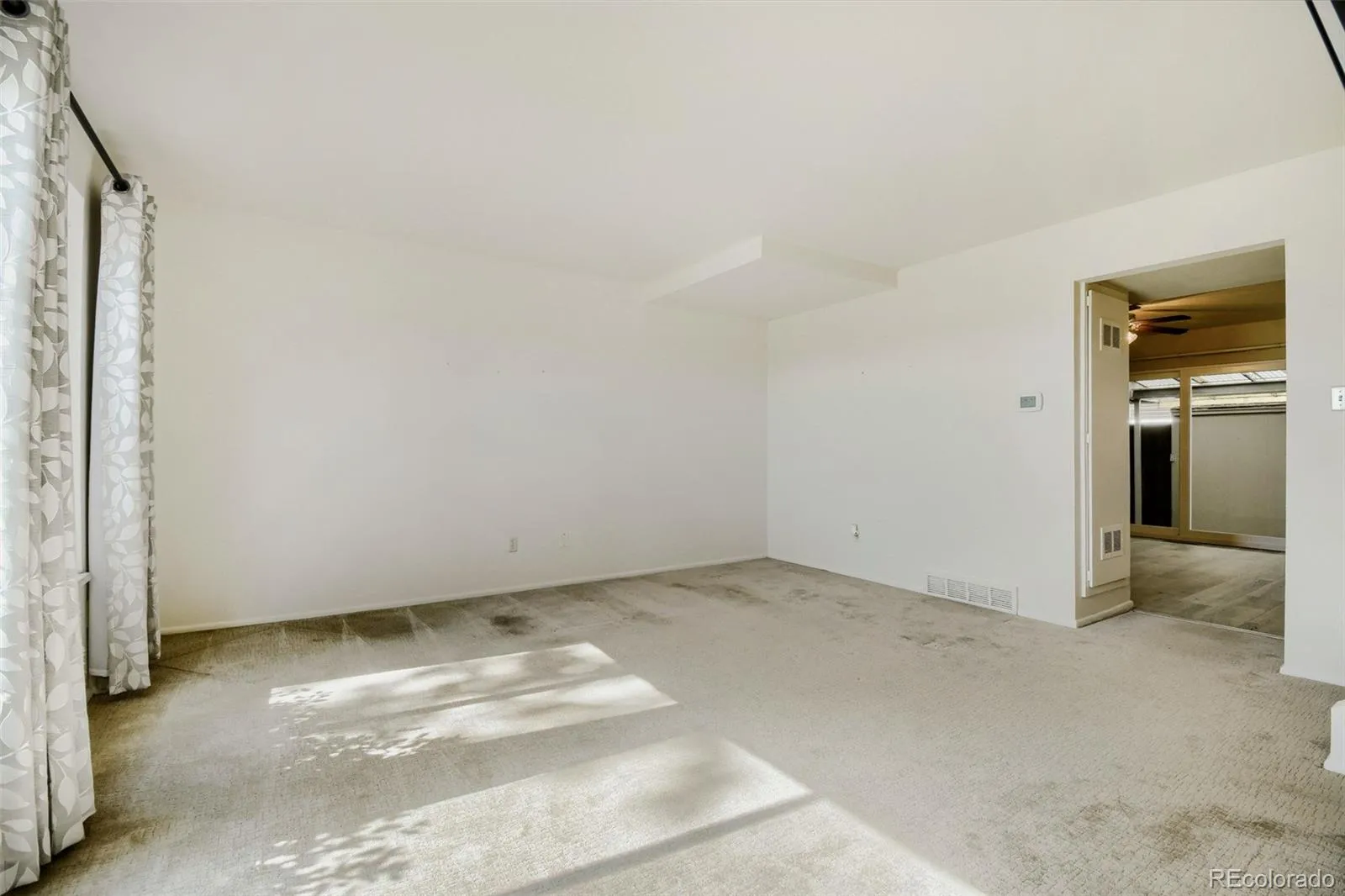 8783 Santa Fe Drive Thornton CO 80260 MLS #REC3918014 05232026093733 1600 5